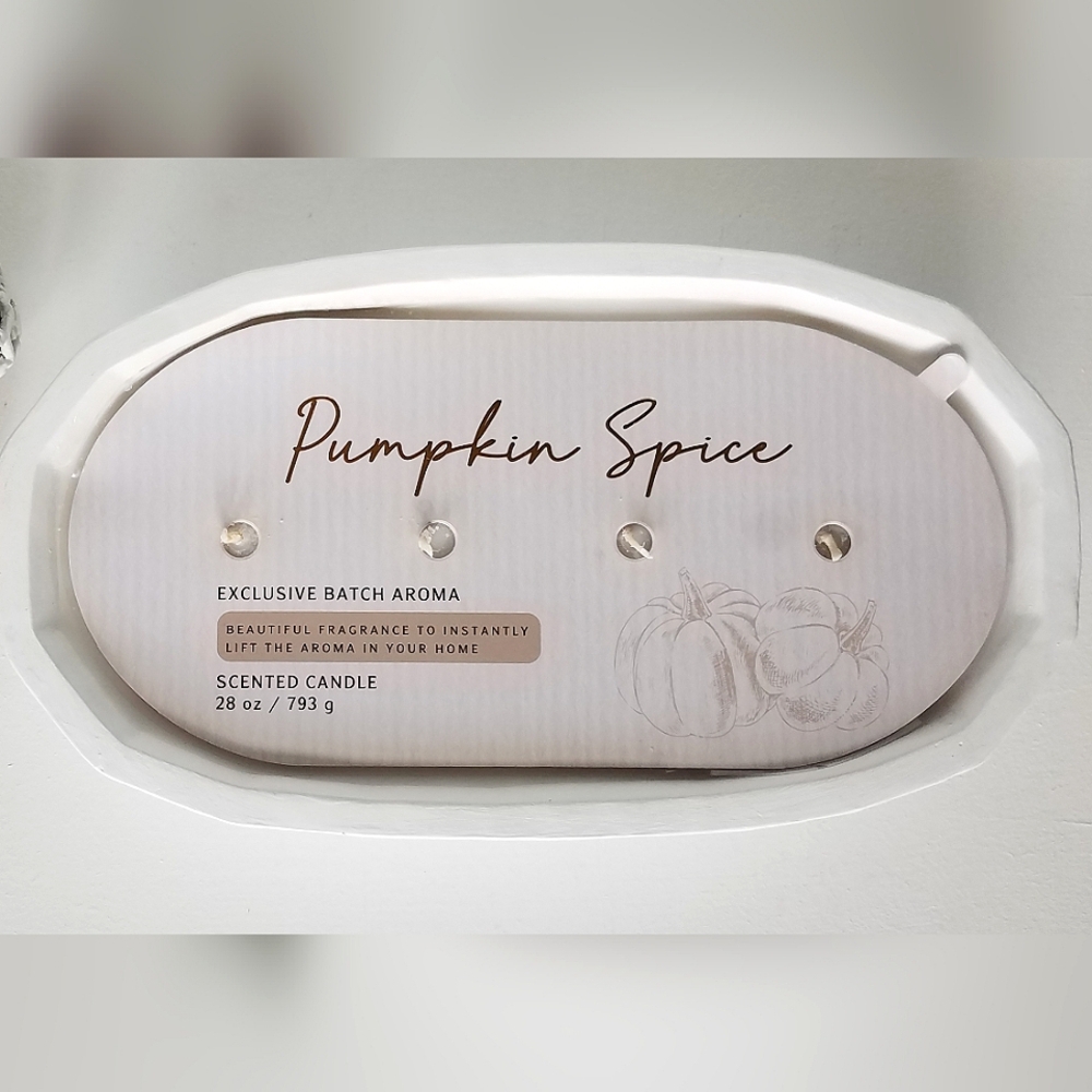 Pumpkin Spice Extra Large Coffee Table Scented Candle - Picture 3 of 9